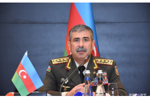 <p>Zakir Həsənov: Azərbaycan Ordusu regionda sülh və əmin-amanlığın təminatçısına çevrilib&nbsp;</p>